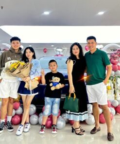 VinFast VF8: Giá Lăn Bánh, Khuyến Mãi Mới Nhất Tháng 12/2025